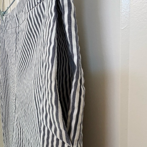 Jones New York Navy and White Striped Garment - Picture 4 of 6